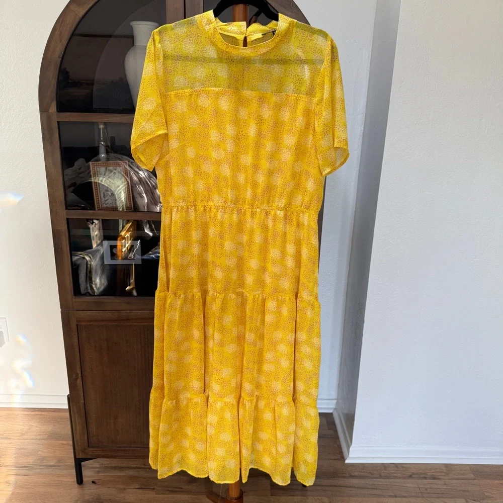 EUC Lulu’s dress - Picture 2 of 9
